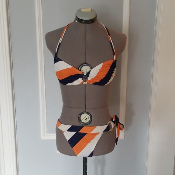 Bikini set - Picture 1 of 3